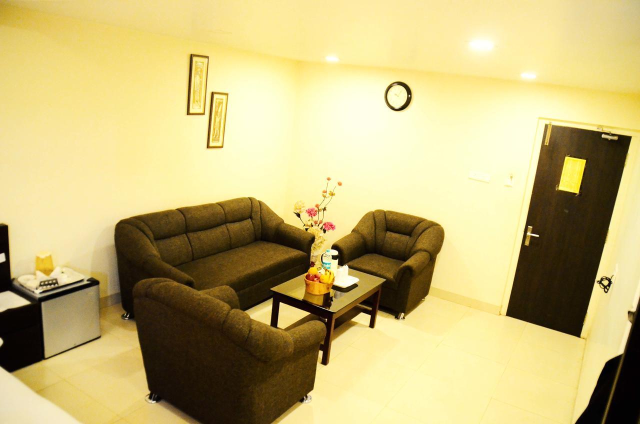 Mohini Royal Hotel Jharsuguda Exterior photo