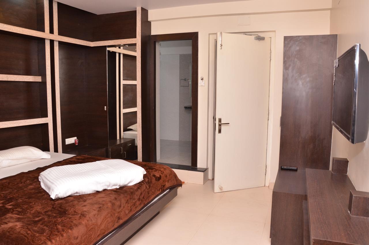 Mohini Royal Hotel Jharsuguda Exterior photo